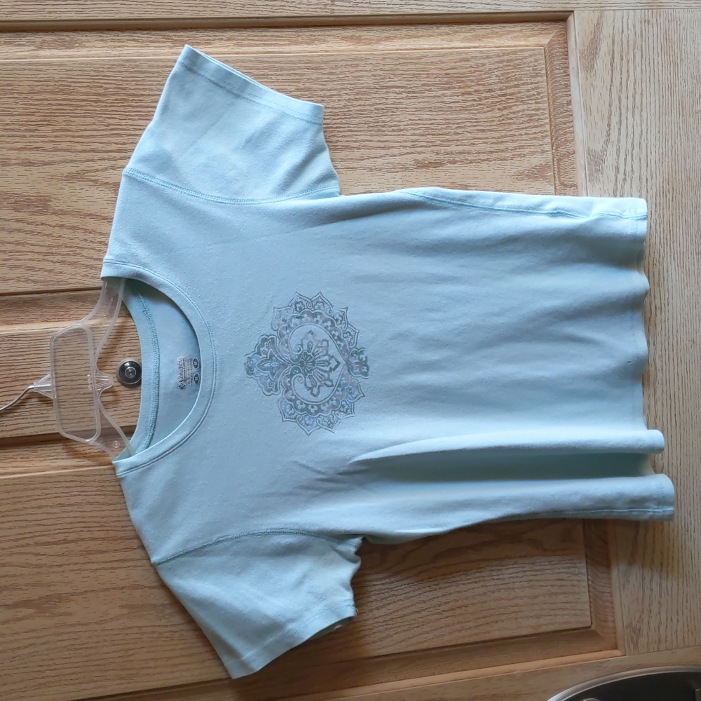Columbia, size M blue short sleeve top